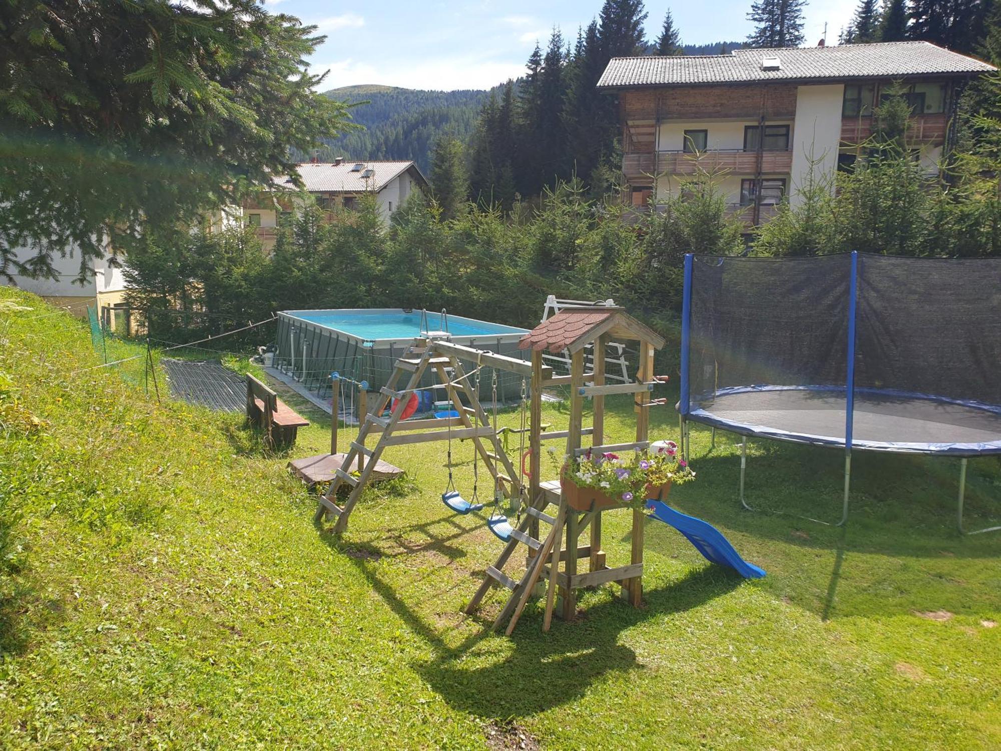 Ferienhaus Schaefer - Apartments - Wintersports - Family Holiday - Holiday With Your Dog - Rural & Scenic Flattnitz المظهر الخارجي الصورة