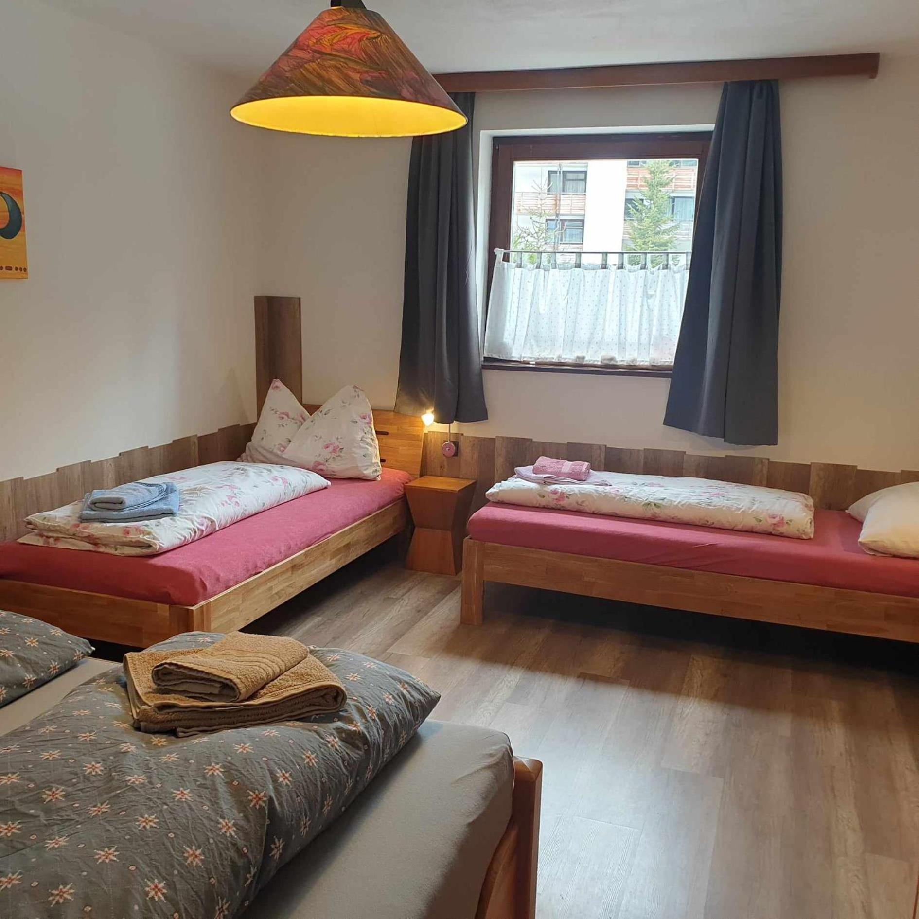 Ferienhaus Schaefer - Apartments - Wintersports - Family Holiday - Holiday With Your Dog - Rural & Scenic Flattnitz المظهر الخارجي الصورة